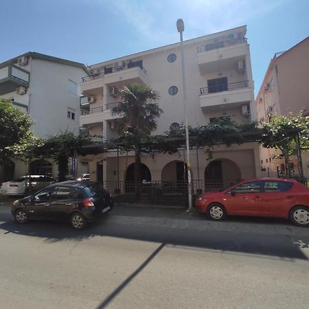Apartments Mare Budva Buitenkant foto