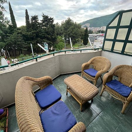 Apartments Mare Budva Buitenkant foto