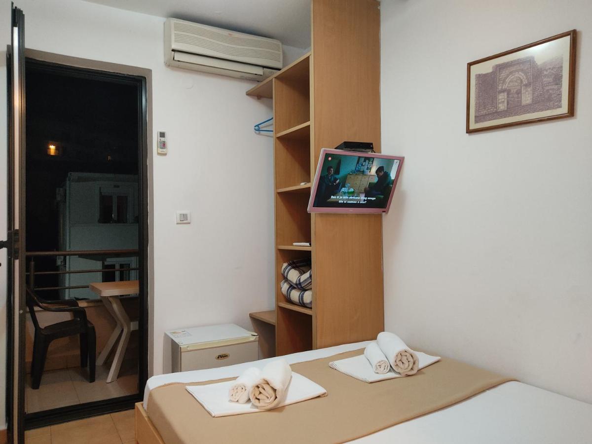 Apartments Mare Budva Buitenkant foto